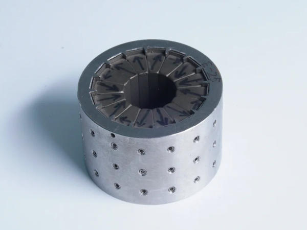 转子式磁性组件在新能源设备中的应用与优化